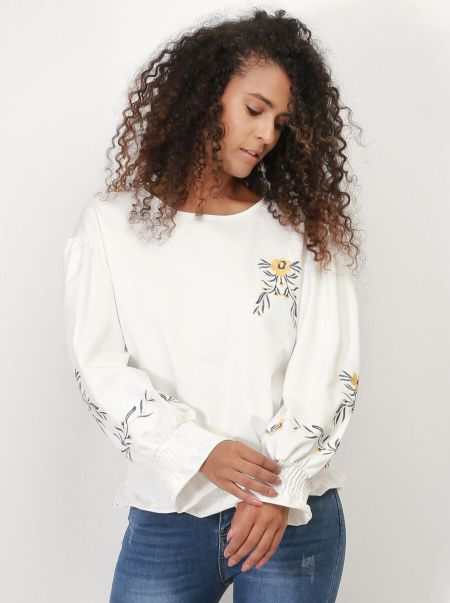 Tops, T-Shirts La Modeuse Femme Top À Manches Froncées Et Fleurs Brodées- Blanc