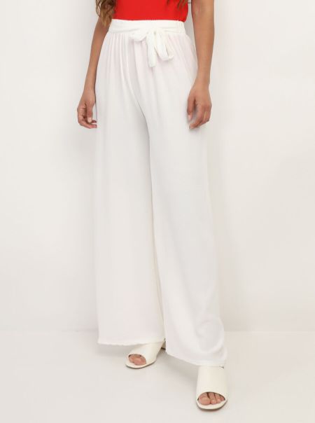 Pantalons La Modeuse Femme Pantalon Ample Ceinturé- Blanc